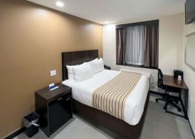 Rodeway Inn Brooklyn - Brownsville 3
