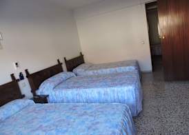Hostal Monreal 5