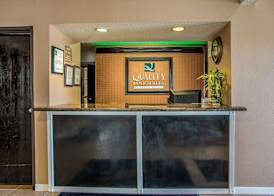 Quality Inn & Suites West Bend 3
