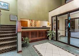 Super 8 by Wyndham Piedmont Greenville Area 2