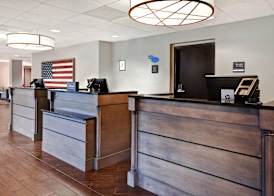 Hampton Inn & Suites Alexandria Old Town Area South 3
