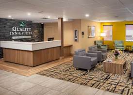 Quality Inn & Suites Windsor - Downtown 4