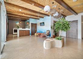 Beach Walk Boutique Jumeirah 3