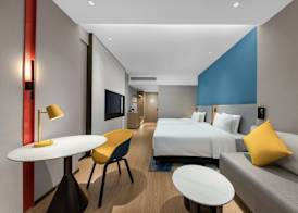 Holiday Inn Express Jiangmen Yinhu Bay by IHG 3
