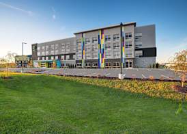 Tru By Hilton Stoughton 4