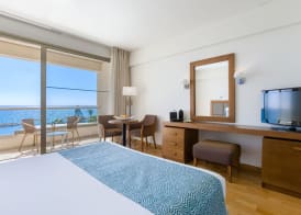 Golden Bay Beach Hotel 3