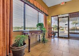 Best Western Taylor Inn 2