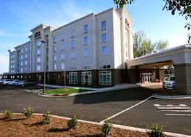 Hampton Inn & Suites Charlotte-Airport 2