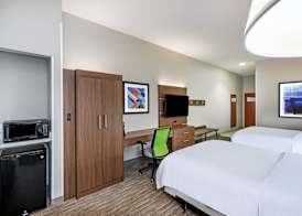 Holiday Inn Express & Suites PRYOR by IHG 4