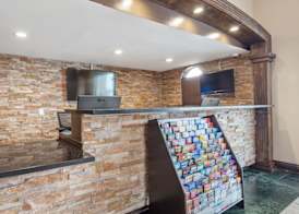 Best Western Pasadena Royale Inn & Suites 4