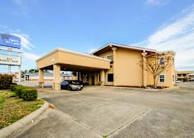 Cypress Inn & Suites Washington by OYO 2