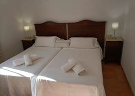 Apartahotel Vistamar San José 3