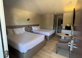 Coast Red Deer Hotel 5