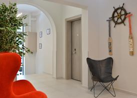 Alekos Apartments 2 Netflix, Self Check-In 5