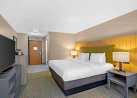 Country Inn & Suites by Radisson, Fairview Heights, IL 5