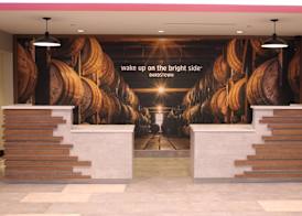 La Quinta Inn & Suites by Wyndham Bardstown 2