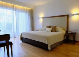 Sunrise Pearl Hotel & Spa 5