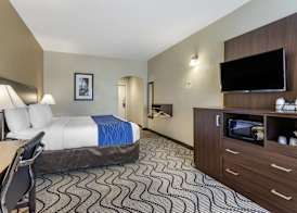 Comfort Inn & Suites Orange County John Wayne Airport 4