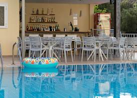 Elpis Studio Apartments 3