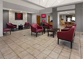 Red Roof Inn & Suites Monroe, NC 3