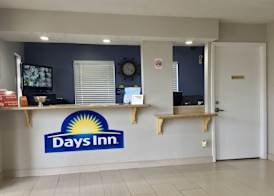 Days Inn by Wyndham San Antonio Interstate Hwy 35 North 2
