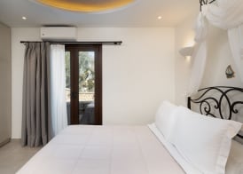 Pithos Apartments 5