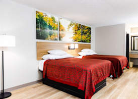 Days Inn by Wyndham Cincinnati East 5