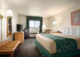 Travelodge by Wyndham Cheyenne 3