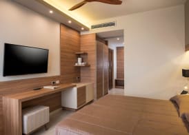 Atrion Resort Hotel 4