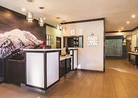 La Quinta Inn by Wyndham Olympia - Lacey 2