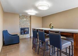 Comfort Inn University 4
