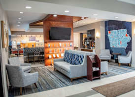 Holiday Inn Express & Suites MASON CITY by IHG 4