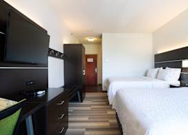 Holiday Inn Express & Suites BEDFORD by IHG 3