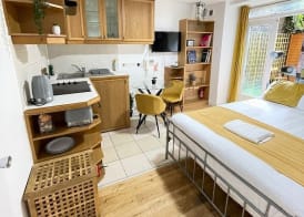 Portobello Road artistic studios 4