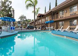 Days Inn by Wyndham San Bernardino Casino 4