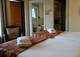 Cherry Berry Guest House 5