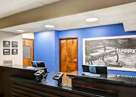 Hampton Inn State College 3