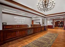 Hampton Inn Long Island - Brookhaven 5