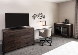 Holiday Inn BOSTON LOGAN AIRPORT - CHELSEA by IHG 5
