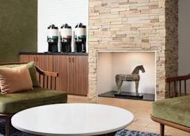 Fairfield Inn & Suites by Marriott Jacksonville 2