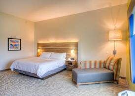 Holiday Inn Express & Suites - Remington by IHG 4