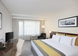 Crowne Plaza BUCHAREST by IHG 2
