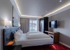 2H Horizon Hotel 5