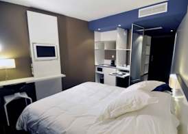 B&B HOME Lyon Centre Berthelot 3