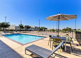 Spark by Hilton Pearland 4