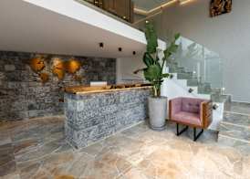 Beach Walk Luxury Suites 2