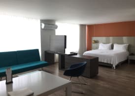 Holiday Inn Express & Suites MEDELLIN by IHG 2