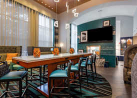Hampton Inn & Suites Herndon-Reston 4
