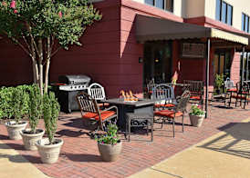 Hampton Inn & Suites Alexandria 4