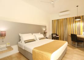Mumbai Metro - The Executive Hotel 2